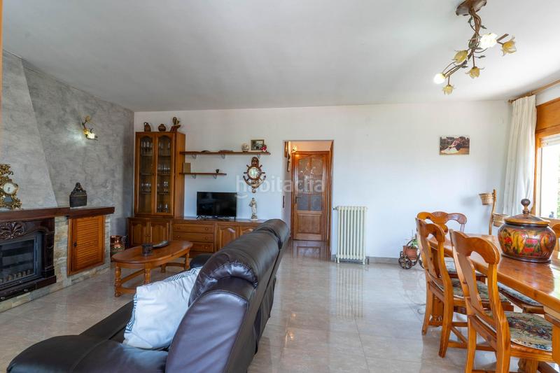 Foto a5c24be0-ff11-417f-9cdb-b075d8bd6b64. Casa con riscaldamento parcheggio piscina in Abrera