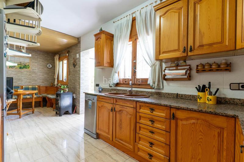 Foto cdc30610-4950-449b-83f6-fcda9d0b40e2. Casa con riscaldamento parcheggio piscina in Abrera