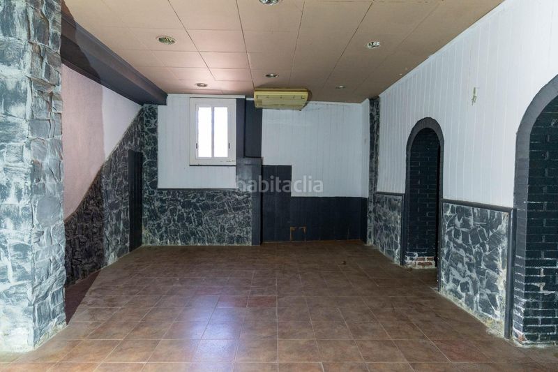 Foto 10841559-074a-470e-b11d-d78f29dedf20. Local comercial en venta local comercial , zona campo de futbol, baix llobregat nord en Olesa de Montserrat