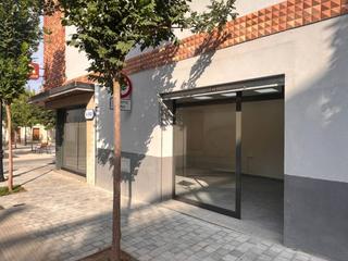Miete Geschäftsraum in Rector alemany 6. Alquiler de local comercial en caldes de montbui