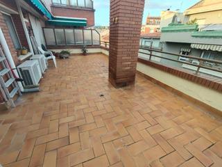 Àtic a Caldes de Montbui. Acogedor ático posibilidad de opcion a compra, con dos plazas de