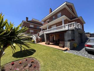 Chalet à Palau-solità i Plegamans. Chalet unifamiliar en venta en palausolità i plegamans