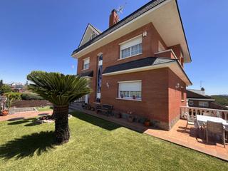 Chalet en Palau-solità i Plegamans. Chalet unifamiliar en venta en palausolità i plegamans