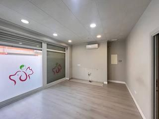 Miete Geschäftsraum  Salvador espriu. Alquiler de local comercial en caldes de montbui