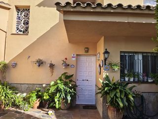 Casa adossada a Calle avda. fontcuberta s/n. Casa de pueblo con encanto en el coraz�n de caldes de montbui