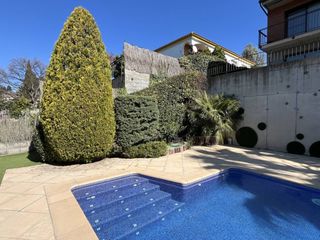 Xalet a Caldes de Montbui. Espectacular chalet.