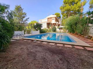 Chalet dans Bellamar. Gran casa para vivir todo el ao a 20 minutos de barcelona