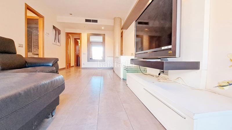 Foto 25321062-3ba5-4584-a2c1-cefec976f083. Flat with heating parking in Centre Granollers