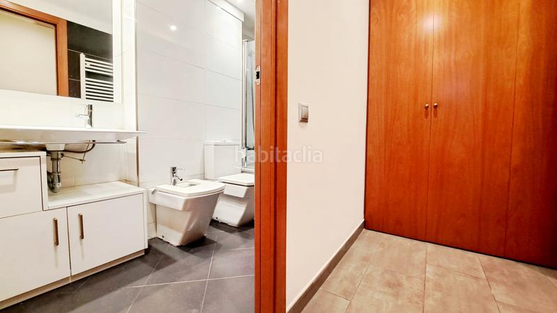 Foto cb8b5f57-7714-42c6-8712-7e8a40036a78. Flat with heating parking in Centre Granollers