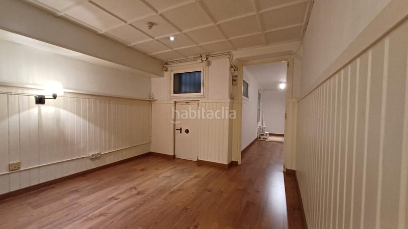 Foto f86ee7aa-e56d-47b2-8b67-2e606aeea3a8. Miete büro mit heizung in Dreta de l´Eixample Barcelona