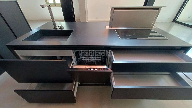 Foto a6dde3e2-f0da-4597-9fba-a70531b02f95. Location chalet avec chauffage dans La Salut Barcelona