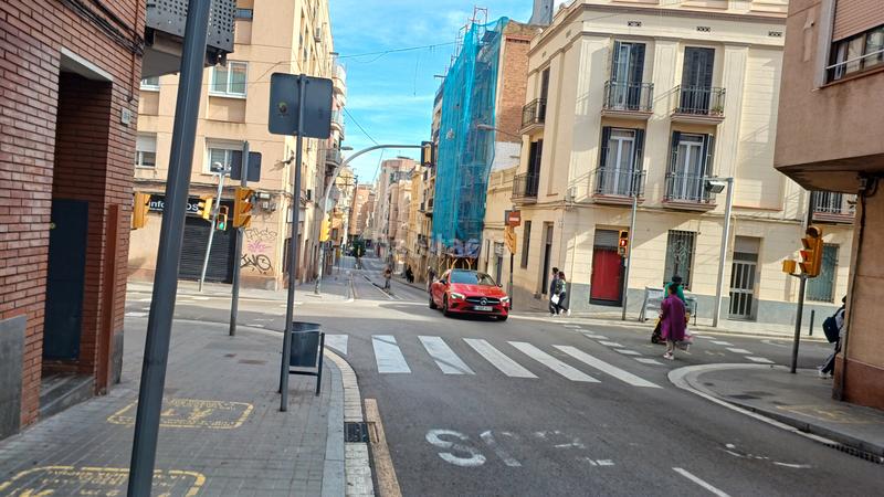 Foto 37d453b2-3d14-4a37-a882-897db41d1a99. Reihenhaus mit heizung in Collblanc Hospitalet de Llobregat (L´)