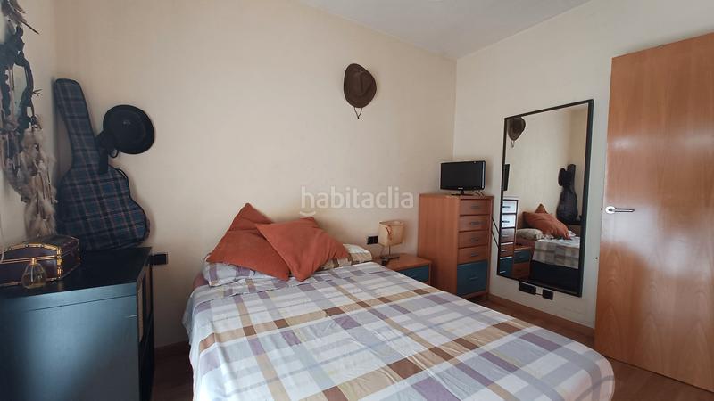 Foto d8a327a4-cc69-41ff-85de-695cfb6038fe. Reihenhaus mit heizung in Collblanc Hospitalet de Llobregat (L´)