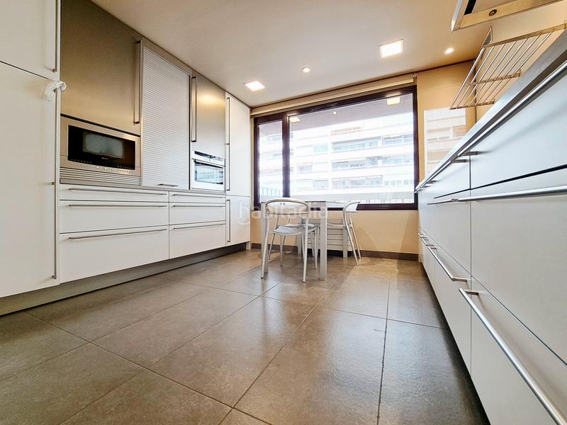 Foto f703bca8-dce0-4c3d-89b1-8e03f1fbdcb8. Appartamento con riscaldamento in La Nova Esquerra de l´Eixample Barcelona