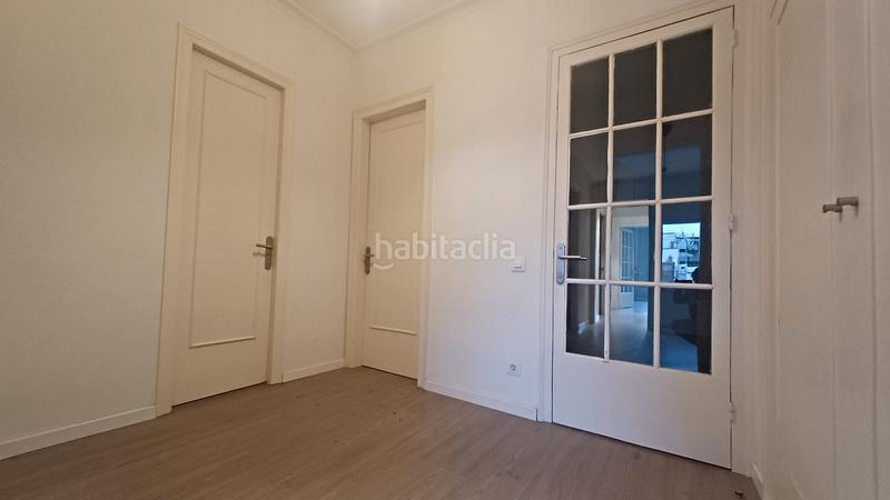 Foto b5983806-f63e-420a-8a07-20af3b85ea30. Miete etagenwohnung mit heizung in La Salut Barcelona