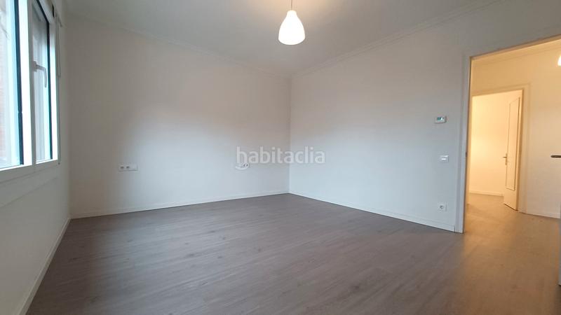Foto acb94f9e-f7db-42d6-9edf-f5a783efb24d. Rent flat with heating in La Salut Barcelona