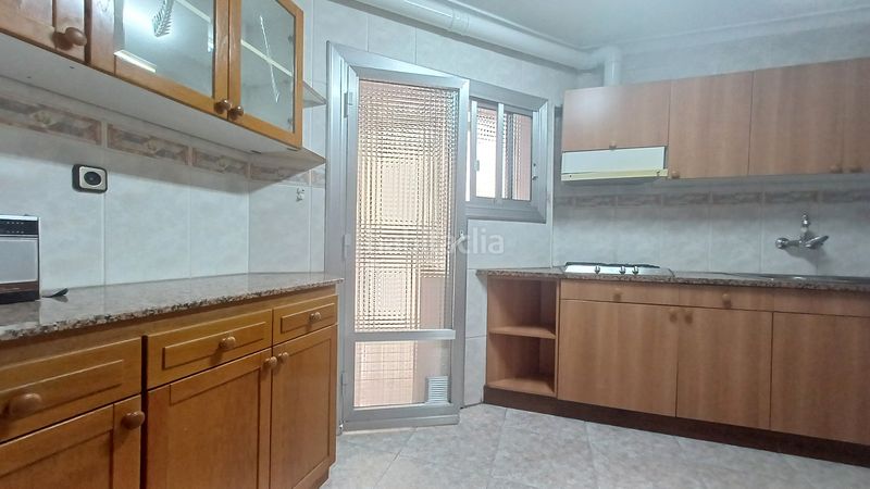 Foto e3eb03d3-2661-49a2-854e-3ffe24a85e17. Pis amb calefacció a Porta Barcelona