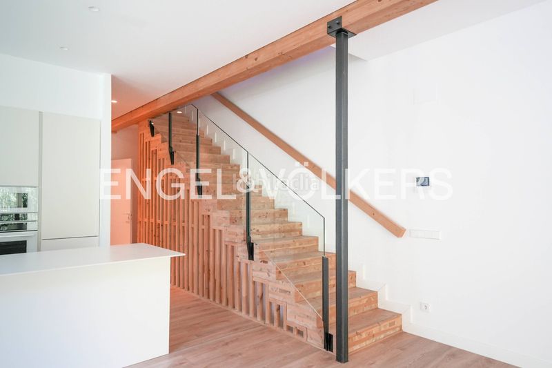 Foto a2754a06-fdf0-47ce-9008-03738da01a44. Casa adossada amb xemeneia aparcament a Soldeu-Incles Canillo