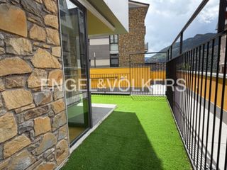 Lloguer Pis a Sant Julià. Planta baja con jardín en sant julià