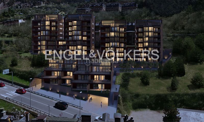 Foto cc118844-accb-448e-928a-ab59b8f15711. Pis a Encamp Encamp