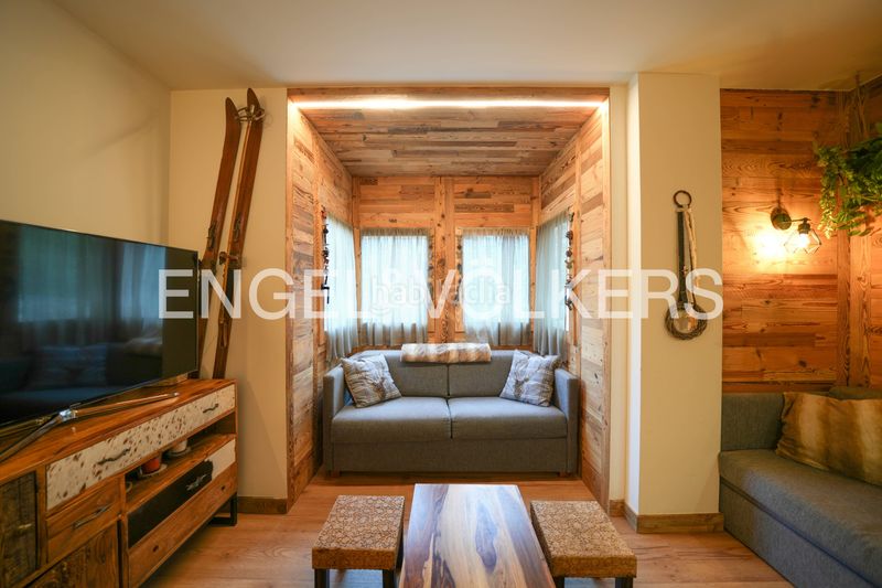 Foto a1802b81-9c19-4364-8e80-7f0e30c1ed8e. Pis amb calefacció aparcament a Soldeu-Incles Canillo