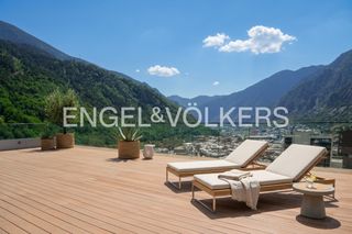 Flat in Els Vilars d´Engordany. Exclusivo ático con terraza panorámica de 191 m² en el corazón d
