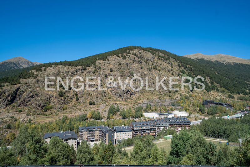 Foto d08d3df8-cce1-4497-ba28-2cfbb0cf8916. Àtic amb aparcament a Soldeu-Incles Canillo