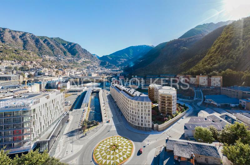 Foto a49341cc-68d7-4d9b-9bcc-b873163ff9a3. Appartement 215m<sup>2</sup> in avinguda de tarragona 113 in Centro Andorra la Vella