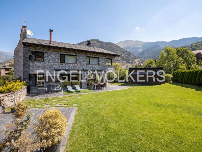 Foto 1faa1c84-cf49-4bf3-9f4b-adfc3a0b2d84. Casa amb calefacció aparcament a Ordino-ansalonga-sornás Ordino