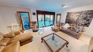 Maison jumelée à Escaldes-Engordany. Magnífica villa con jardines en escaldes