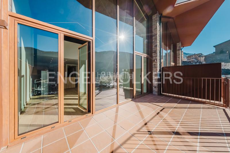 Foto 8e56d5c0-792f-4396-8290-dea73b6050e3. Casa amb aparcament a El Tarter Canillo