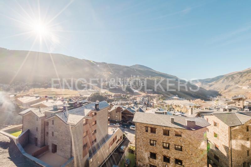 Foto a1c36e14-6760-4715-afd8-b6f31be42bab. Casa amb aparcament a El Tarter Canillo