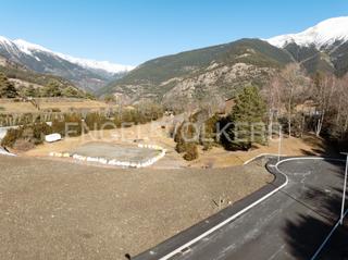 Terreny residencial a L´Aldosa-Anyós. Terreno excepcional para construir casa unifamiliar rodeada de n
