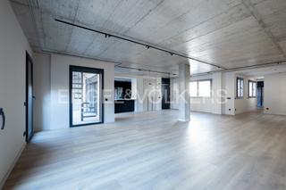 Àtic a Carrer prat del rull 10. Ático de reciente construcción con terraza y vistas