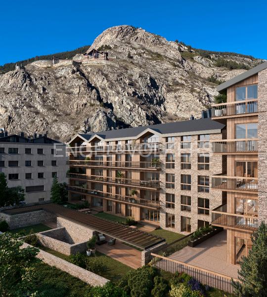 Foto 96e9e303-d432-4821-b754-3a6018d5b41c. Pis a Canillo Canillo