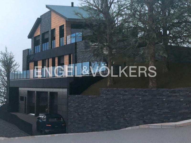 Foto f2fa937b-57a7-4141-998f-c796bb59ab39. Terreno residencial parcela con magníficas vistas y proyecto incluido en la carretera de los cortals d'anyós. en La Massana
