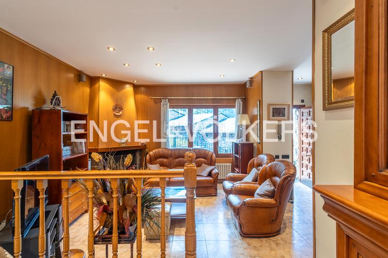 Foto 417dd295-e2a3-4f2e-9eab-71d68835cc52. Casa amb aparcament a Els Cortals Encamp