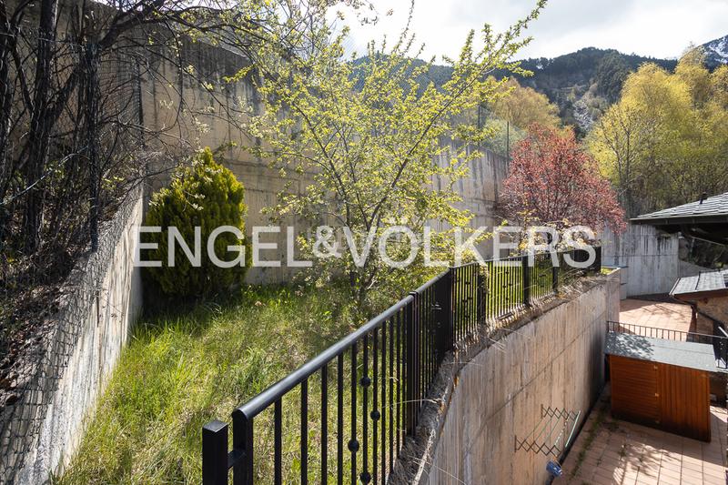 Foto c9d77167-45b4-400f-be55-8beb9d4b2671. Casa amb aparcament a Els Cortals Encamp