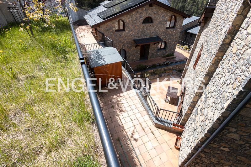 Foto de8b692c-70f7-4547-8f81-e2c32dd0c788. Casa amb aparcament a Els Cortals Encamp