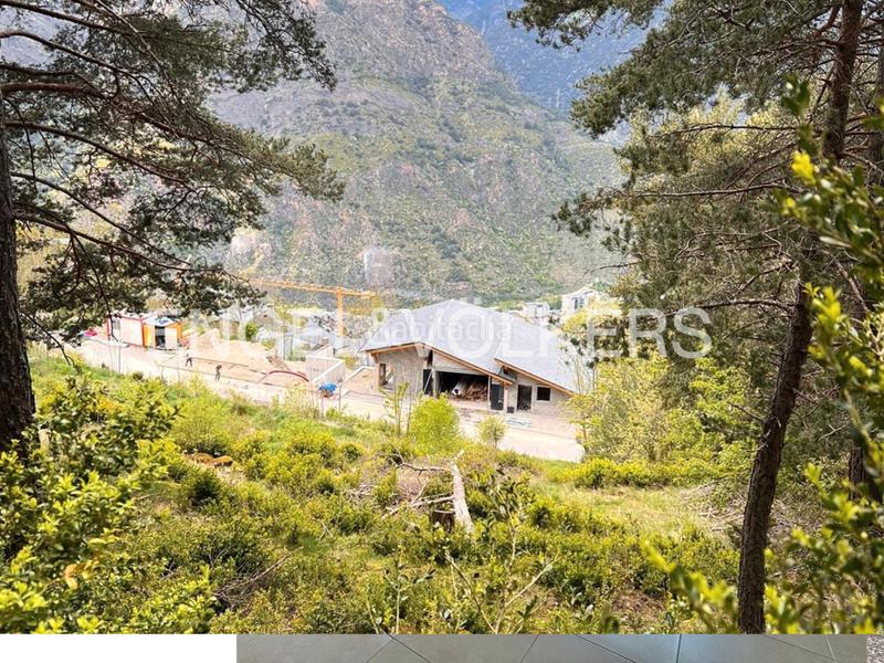 Foto 230ffad1-8c2d-4400-8005-996f12da15da. Terreno residenziale in Aixirivall Sant Julià de Lòria