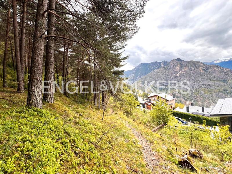 Foto 60b707f8-94d3-47bf-885c-2eaa6ef0e53e. Terreno residenziale in Aixirivall Sant Julià de Lòria