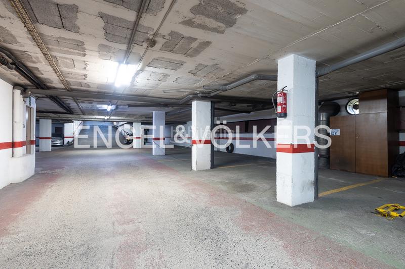 Foto 48d23ec5-26c1-4a3d-8f56-ecd9b24e707c. Pis amb xemeneia aparcament a Els Cortals Encamp