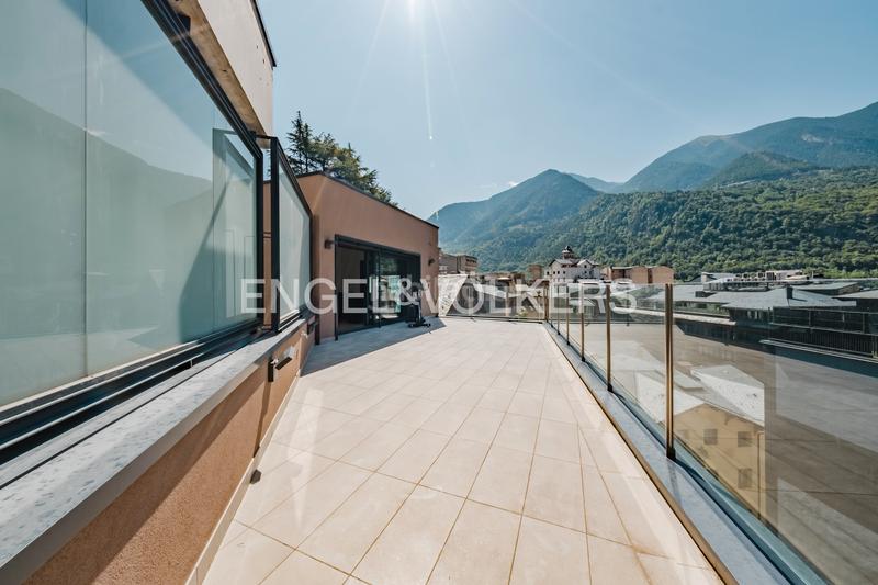 Foto 49a2256b-1e65-452b-93b0-069bf5773dce. Àtic a Centro Andorra la Vella