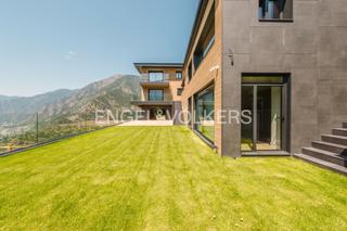 Chalet à Escaldes-Engordany. Elegancia renovada en la zona más prestigiosa de andorra: confor