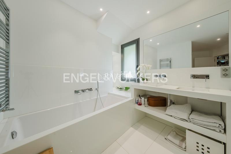 Foto 29c6855f-4275-4b77-a09f-666510b8286f. Xalet amb xemeneia calefacció aparcament a Els Cortals Encamp