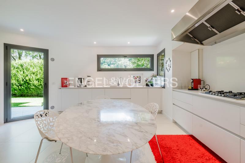 Foto 88672015-e79f-4eff-aae5-25153159f90b. Xalet amb xemeneia calefacció aparcament a Els Cortals Encamp