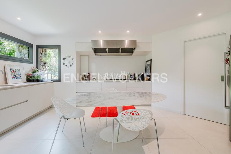 Foto d5d82c83-487d-48bf-8860-56e311e16245. Xalet amb xemeneia calefacció aparcament a Els Cortals Encamp