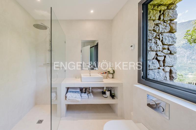 Foto f6ecfced-2c33-432a-bb3b-145dfc3e84e1. Xalet amb xemeneia calefacció aparcament a Els Cortals Encamp