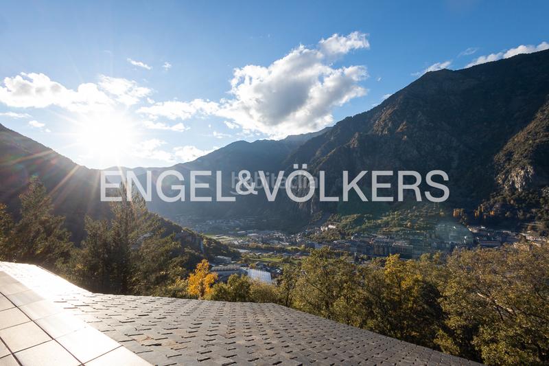 Foto 5793f328-7626-49be-8686-868dee3f94dd. Casa  unifamiliar en la comella en Centro Andorra la Vella