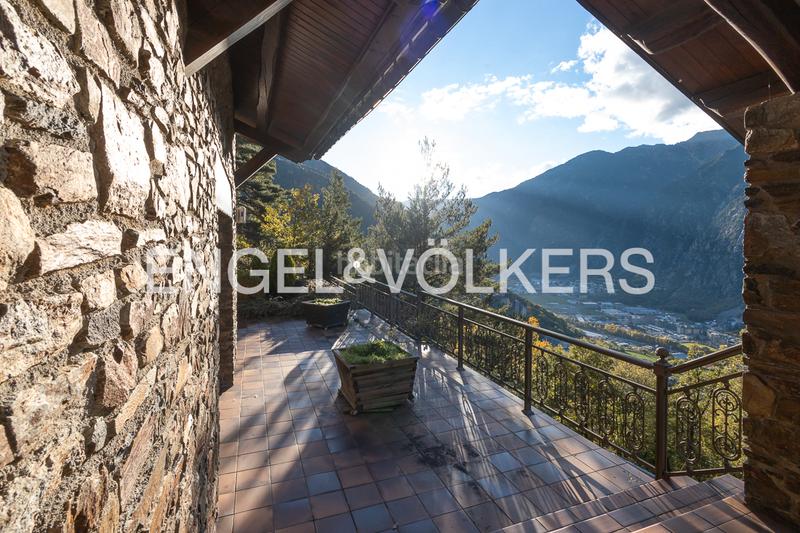 Foto 821cef54-0224-4e21-b535-ef1f94862e91. Casa  unifamiliar en la comella en Centro Andorra la Vella